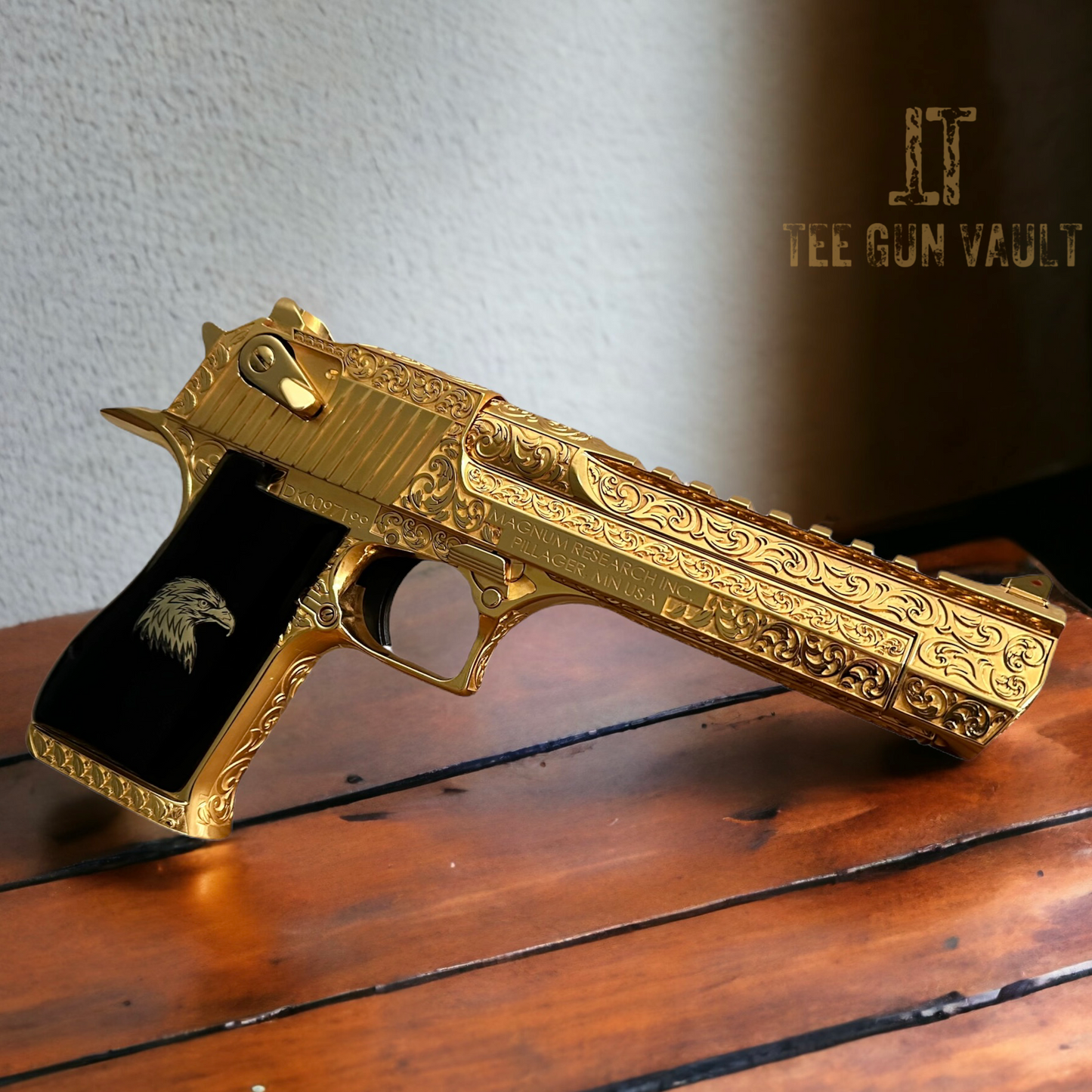 MAGNUM RESEARCH DESERT EAGLE .50AE 24K GOLD PLATED FULLY ENGRAVED
