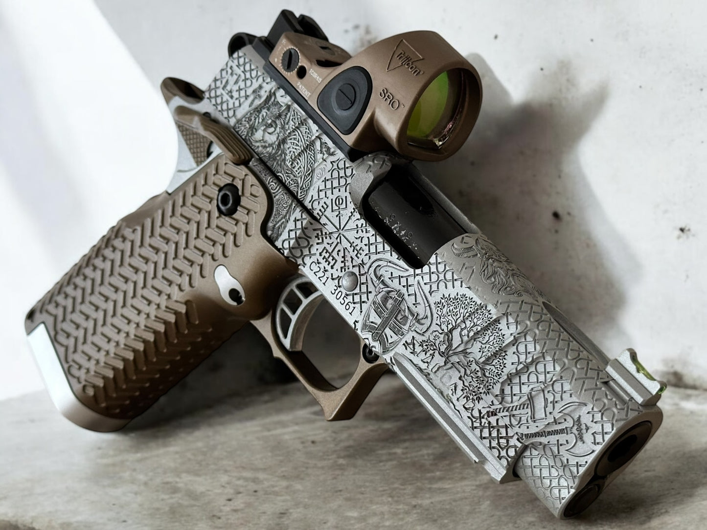 STACCATO CUSTOM C2 PORTED "VIKING EDITION" ALUMINUM GRIPS SILVER/BRONZE FINISH WITH CHEELY
