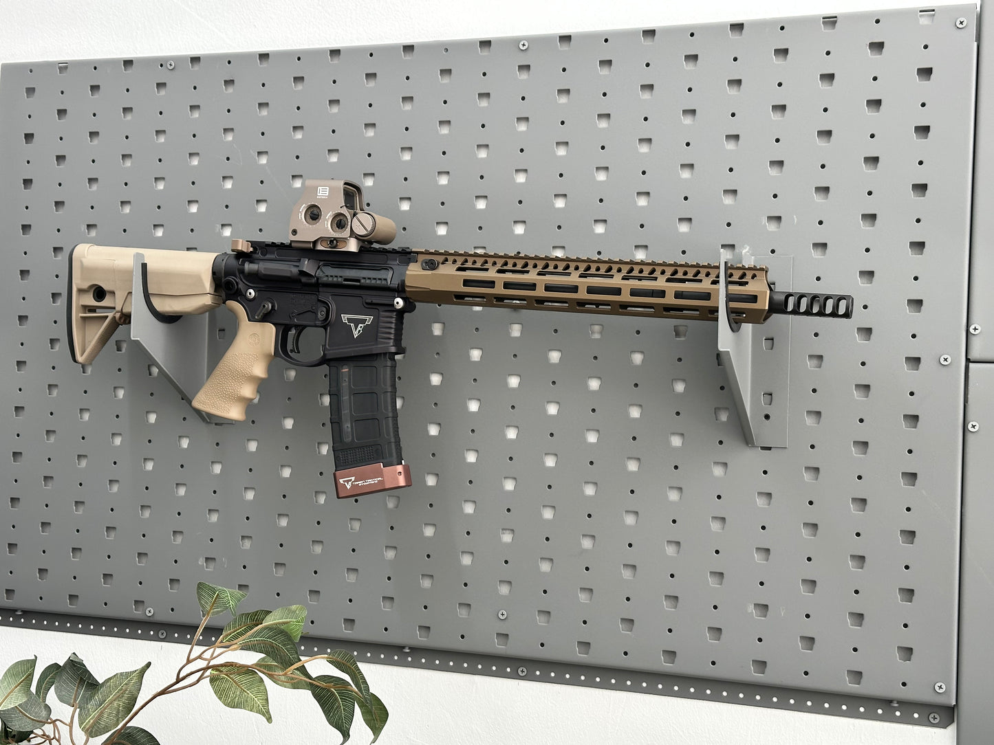 TARAN TACTICAL ULTRALIGHT RIFLE - 13.9" TWO-TONE FDE/ BLACK, WITH EOTECH