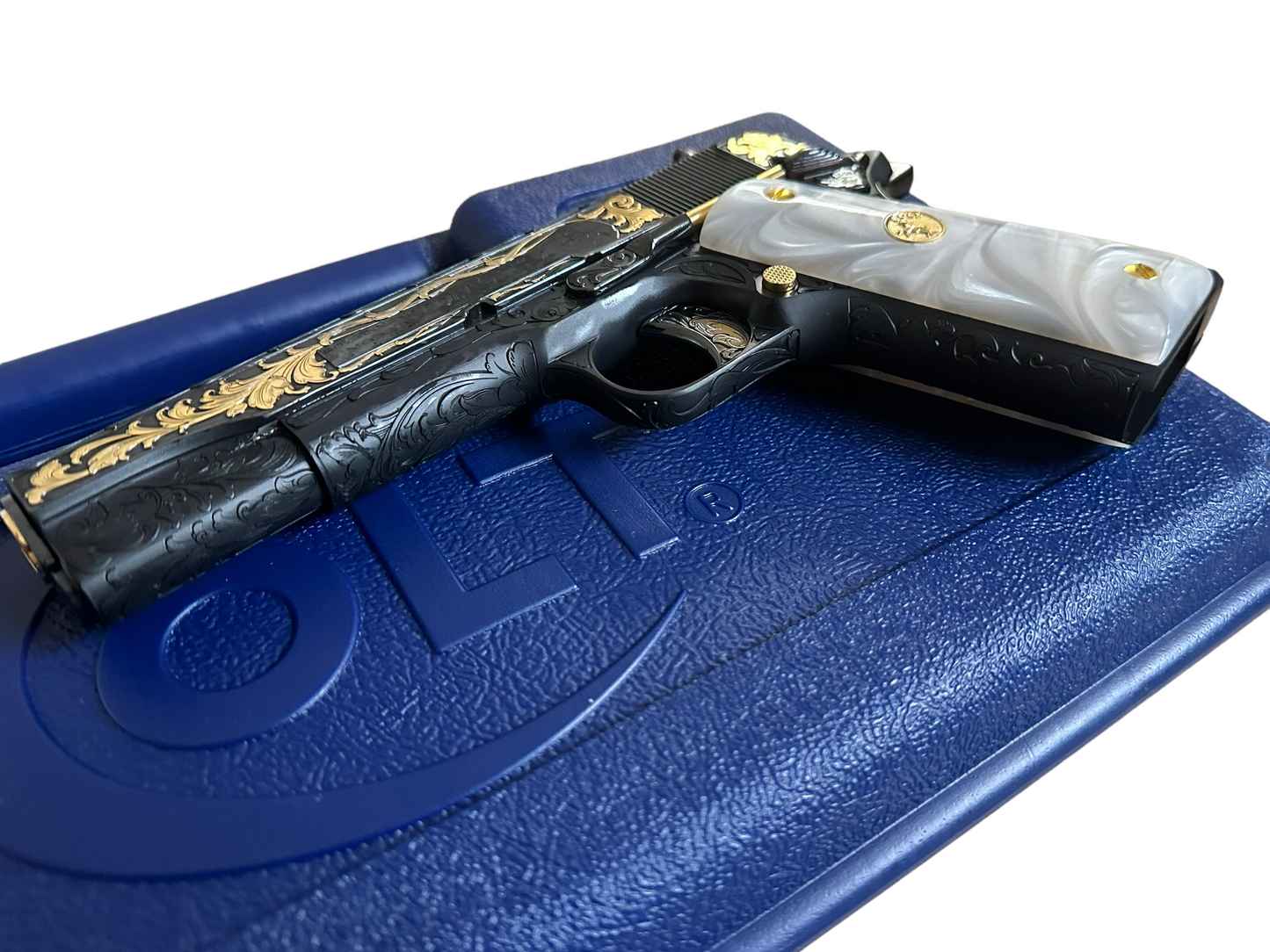 CUSTOM COLT 1911 GOVERNMENT FULLY ENGRAVED, BLUED WITH 24K GOLD PLATED ACCENTS