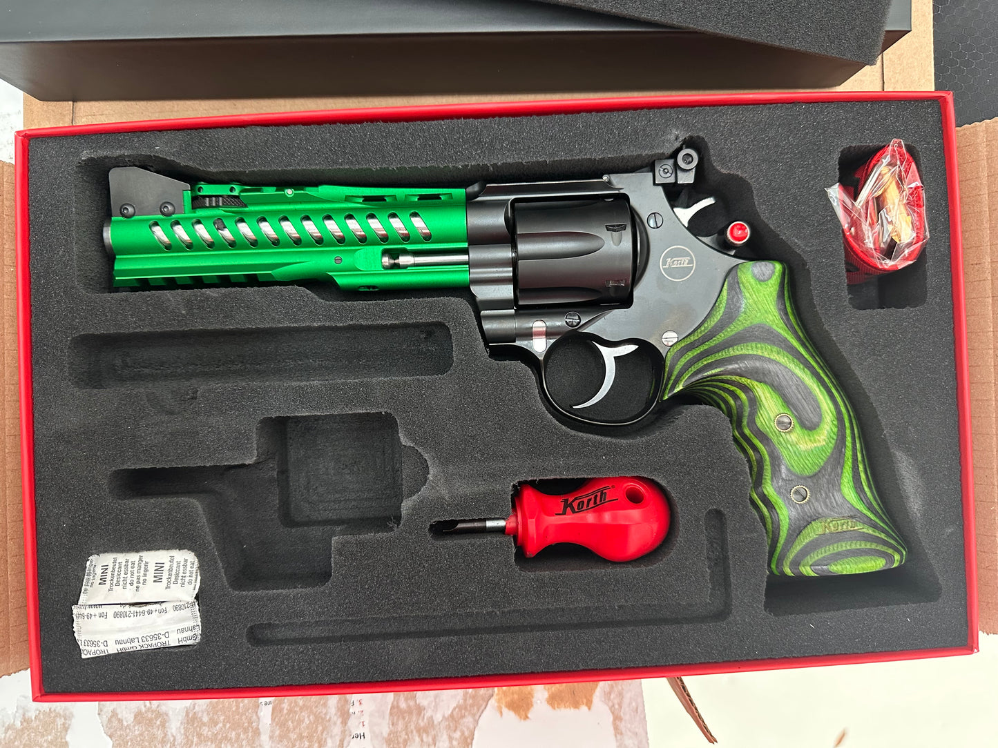 NIGHTHAWK CUSTOM KORTH REVOLVER SUPER SPORT GTA GREEN .357 MAG