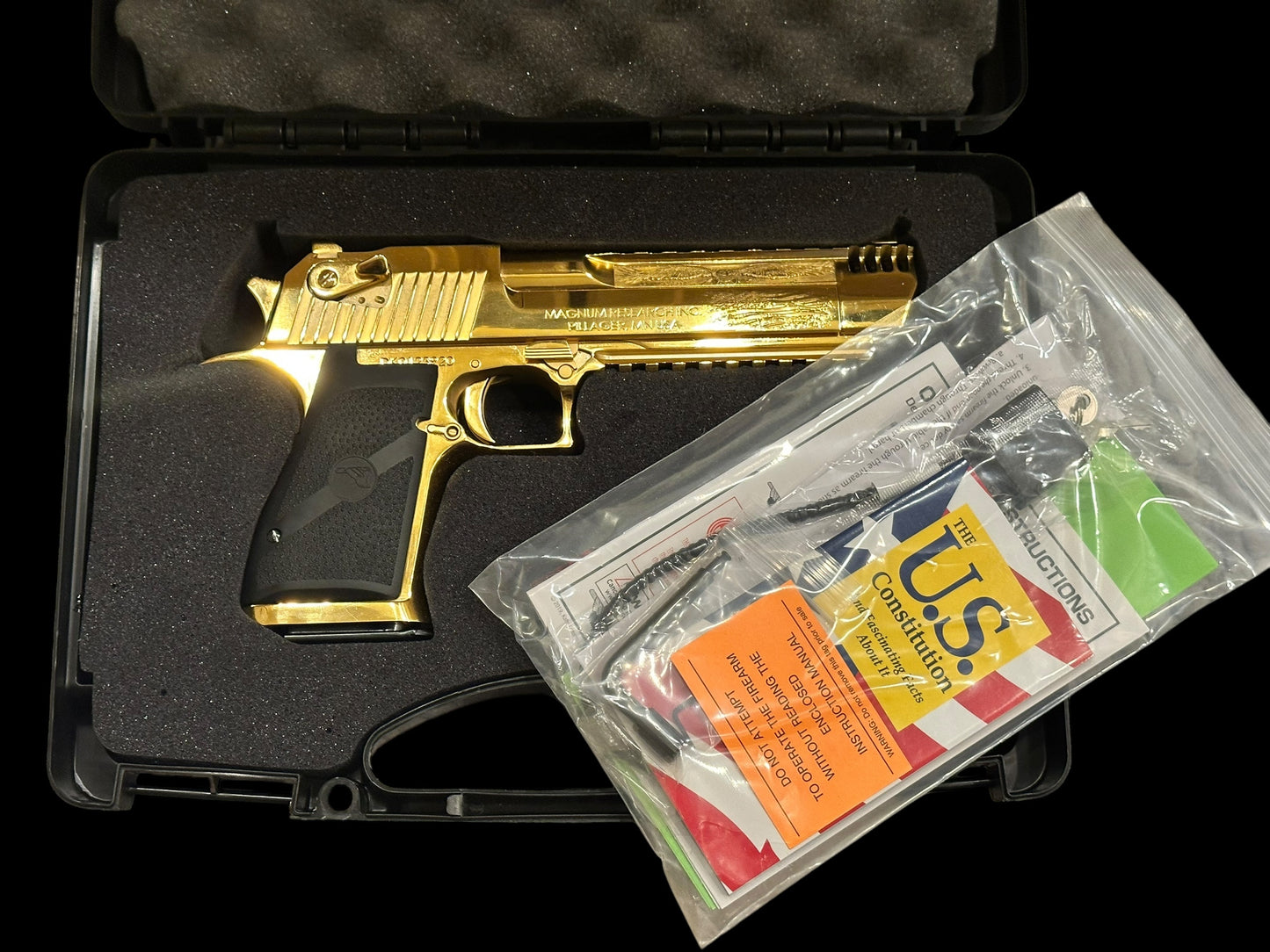 MAGNUM RESEARCH DESERT EAGLE 50AE 3D ENGRAVED POLISHED IN 24K GOLD PLATED FINISH