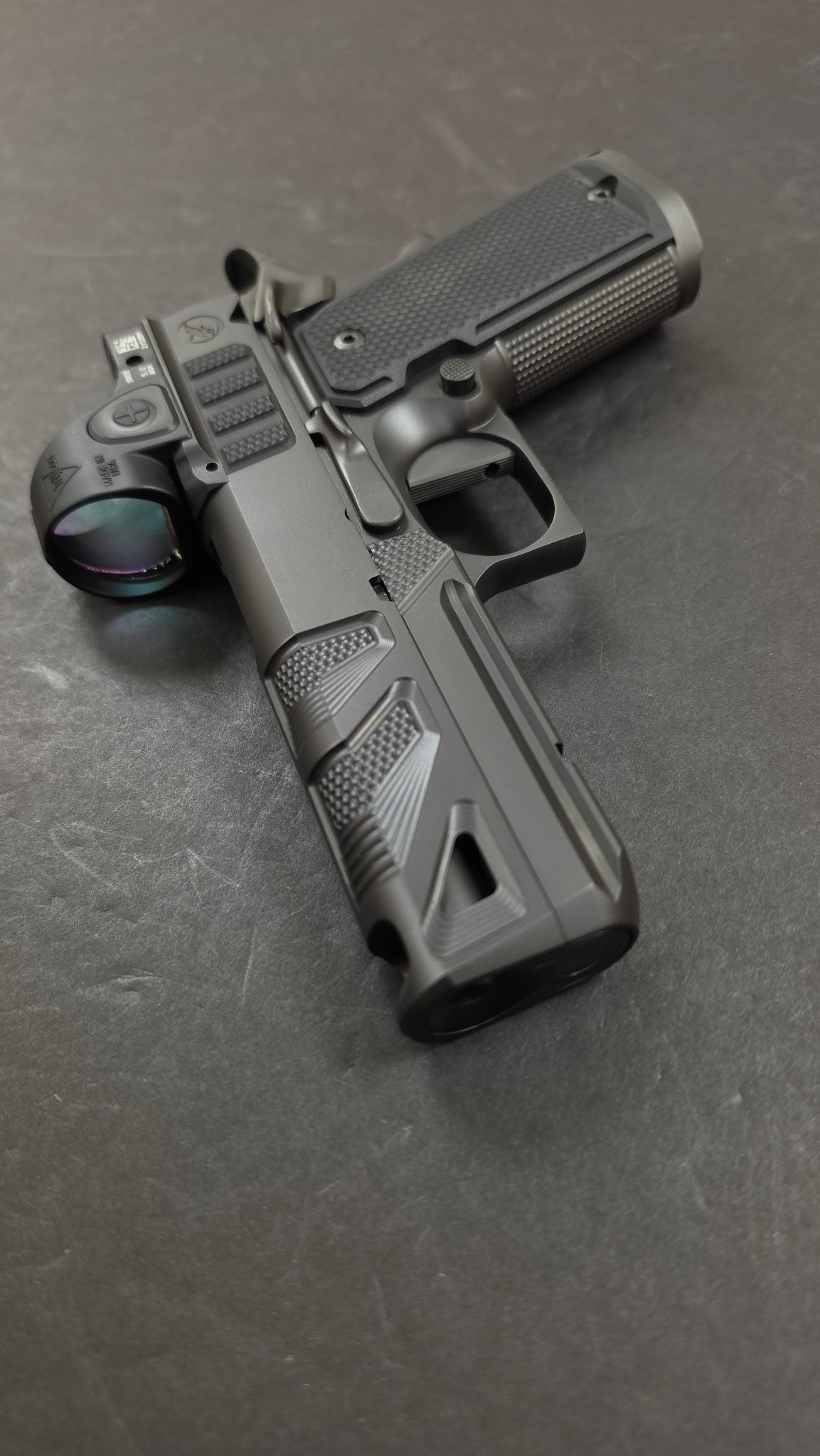 NIGHTHAWK CUSTOM ALPHA HAWK COMMANDER 9MM PORTED OPTIC READY. (SRO NOT INCLUDED)