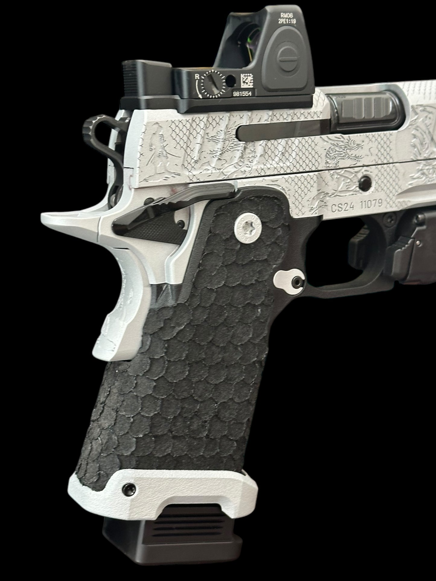 STACCATO CUSTOM CS PORTED 3.5” “THE LAST SAMURAI” ENGRAVED WITH RMR AND LIGHT IN GREY FINISH