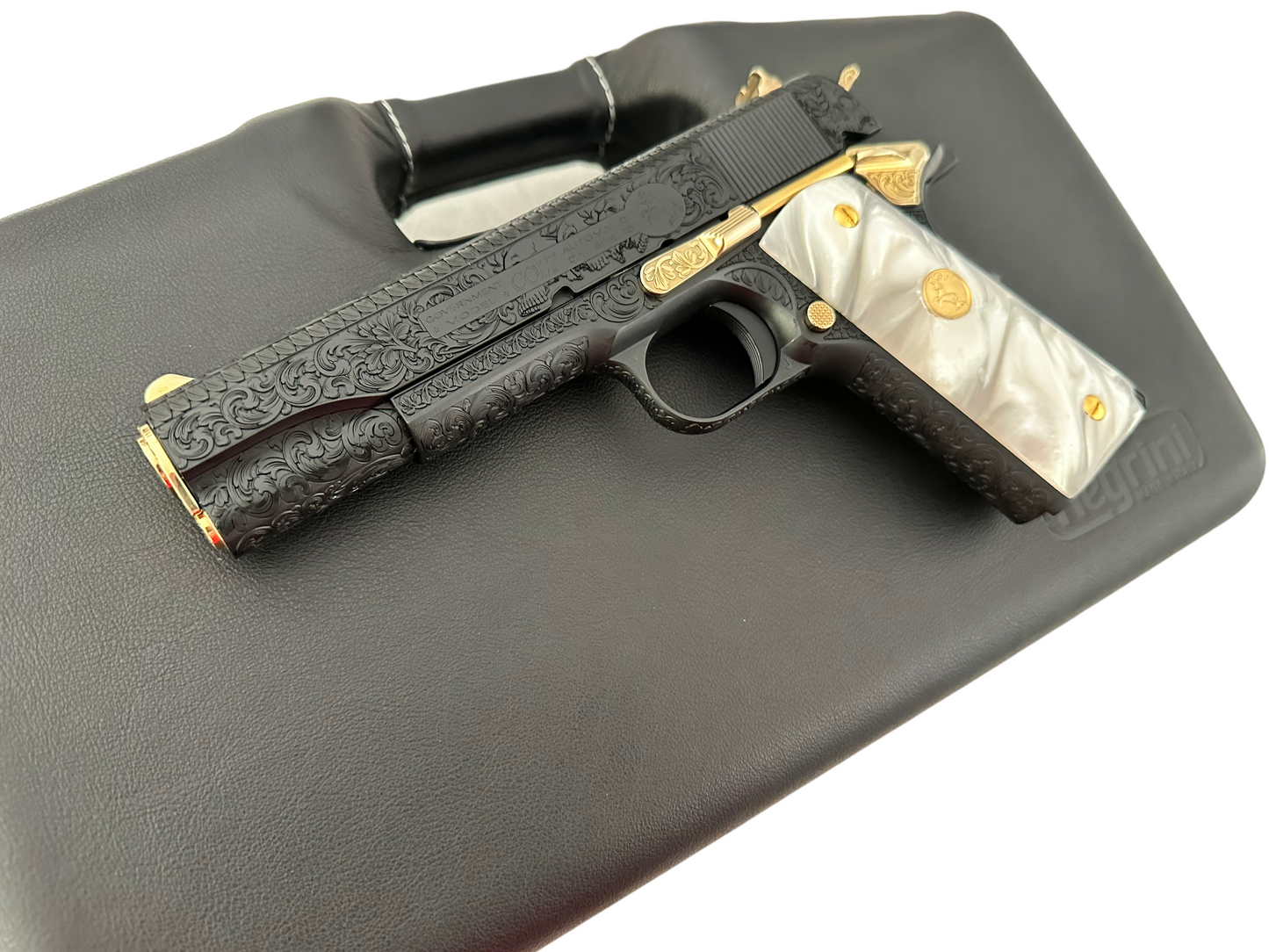 COLT CUSTOM 1911 SERIES 70 FULLY ENGRAVED BLUED AND GOLD PLATED (pre order) (3 weeks)