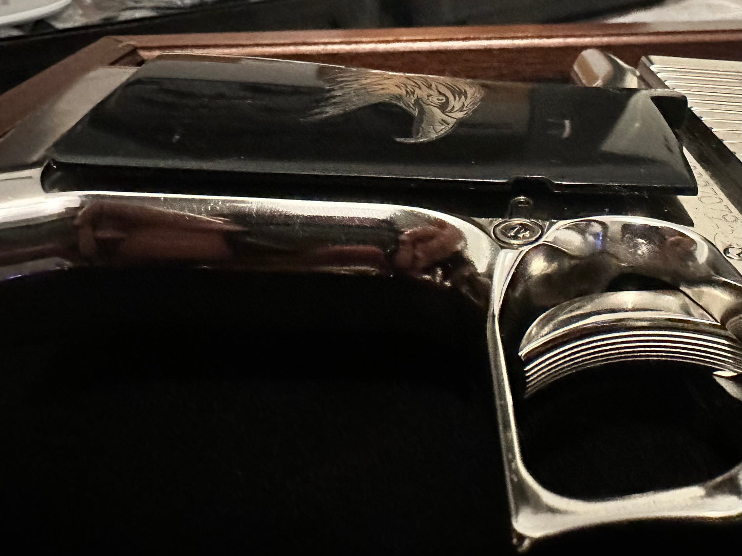 MAGNUM RESEARCH DESERT EAGLE HIGH POLISHED MIRROR FINISH 50AE