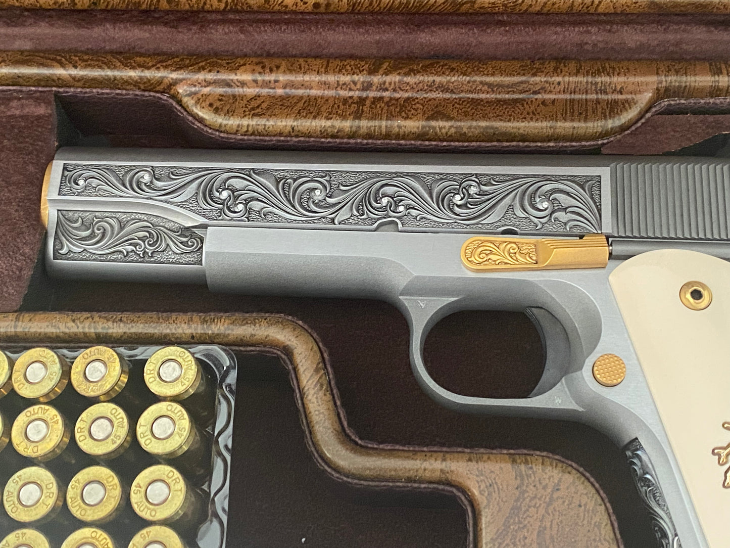 CUSTOM COLT 1911 GOVERNMENT 45 acp ENGRAVED/GOLD PLATED/ DIAMONDS