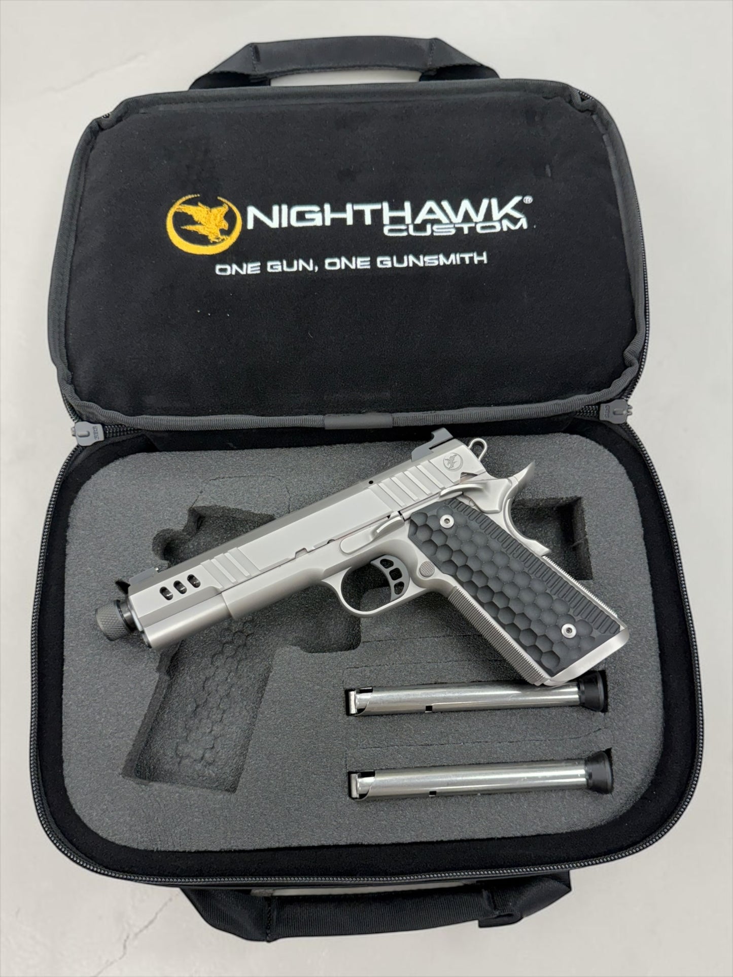 NIGHTHAWK CUSTOM PRESIDENT GOV .45 ACP 1911 THREADED BARREL
