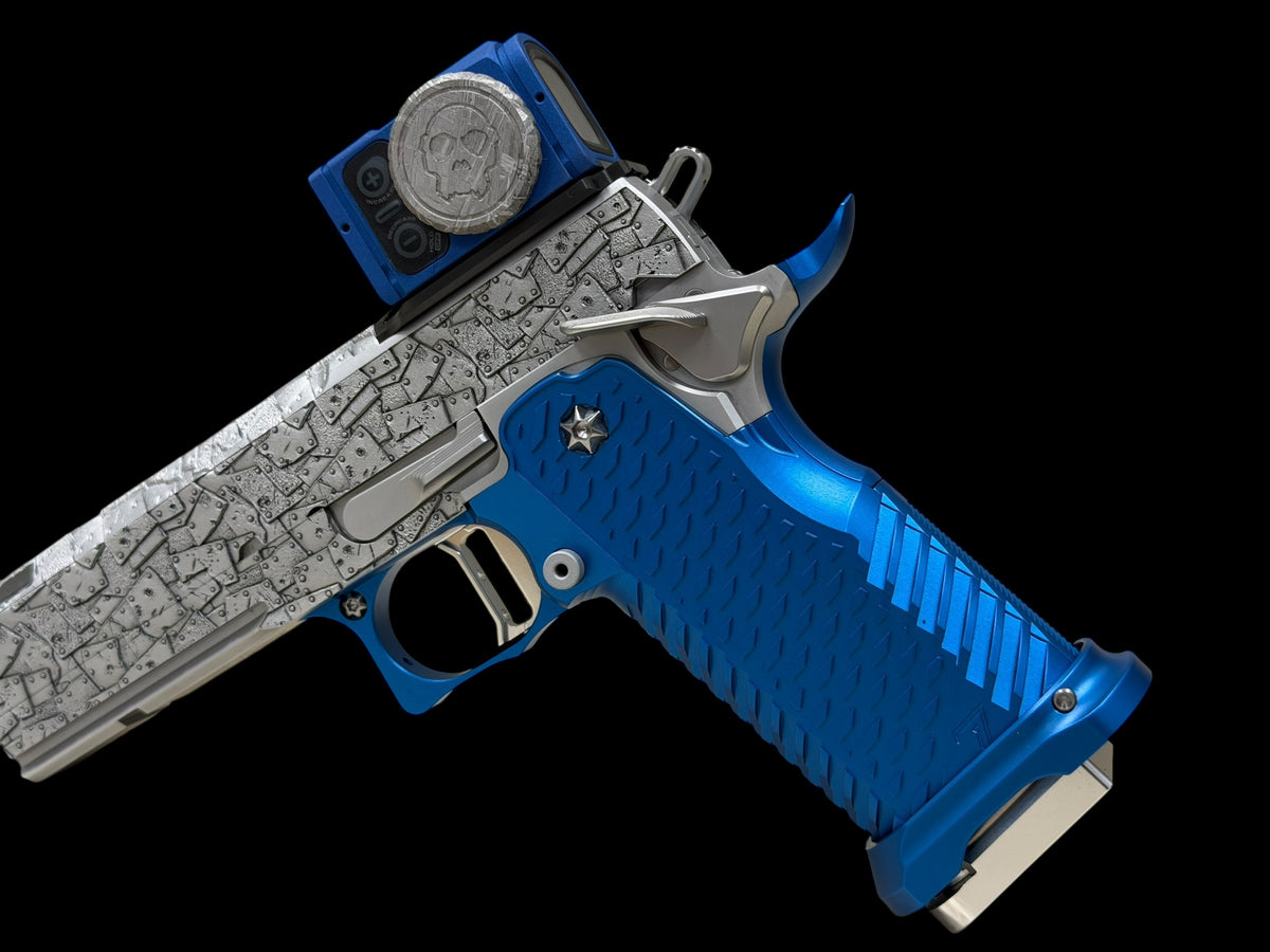 TEE GUN VAULT “RIVET” 1 OF 1 COMMANDER 4.25” V6 PORTED WITH KNIFE AND METEORITE ACRO P2