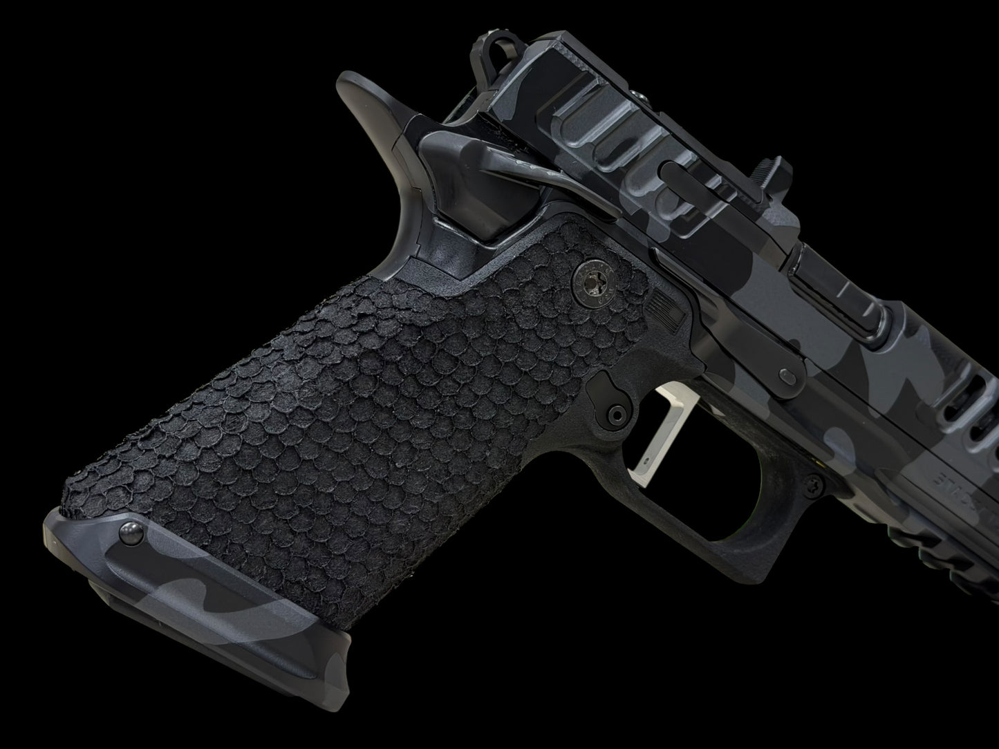 STACCATO CUSTOM HD P4X BLACK MULTI CAM 4” COMP’D BARREL STEEL FRAME WITH EXTRAS