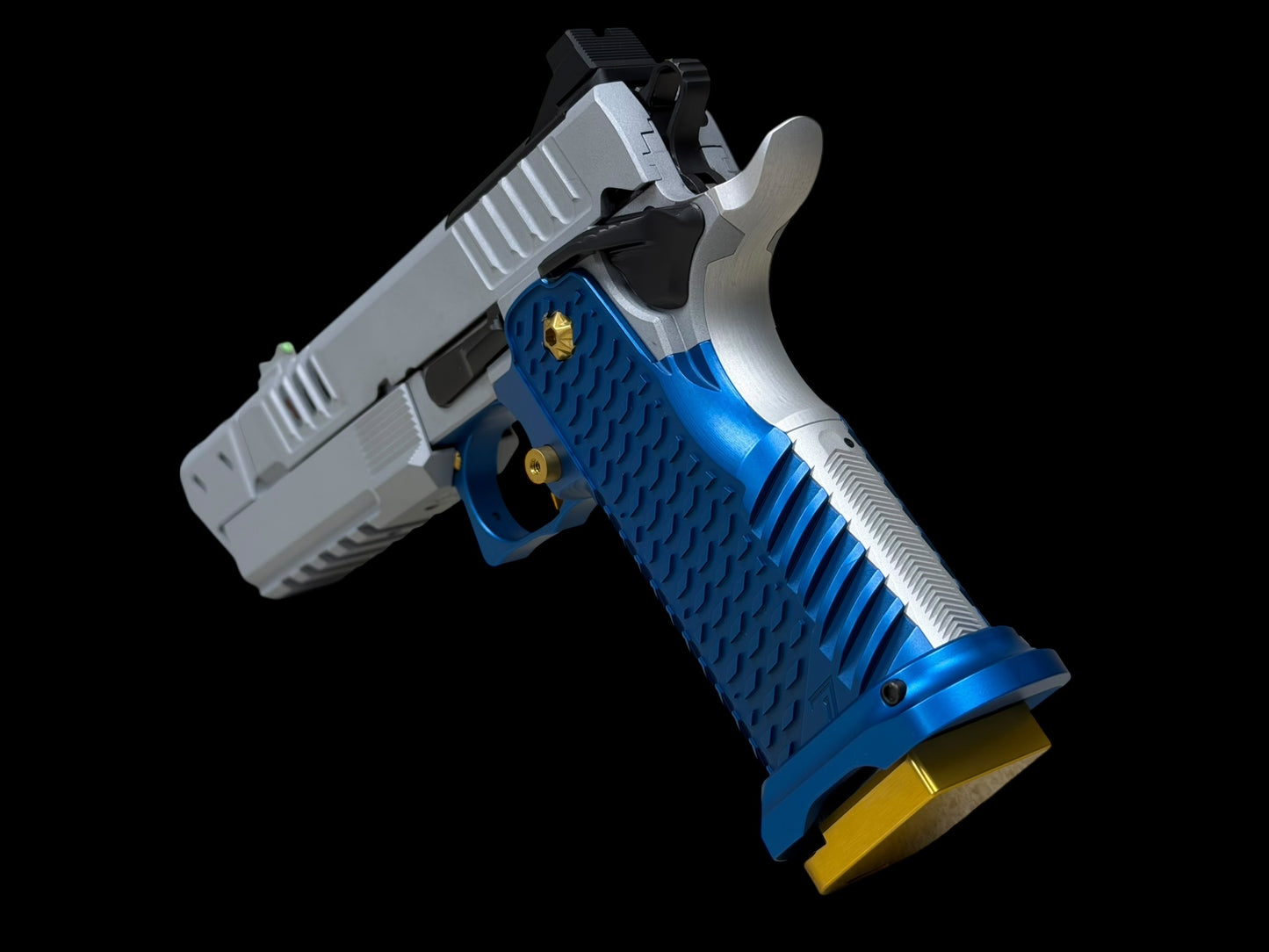 STACCATO C2 C SERIES CUSTOM COMPENSATED SILVER WITH BLUE T7 ALUMINUM GRIPS AND EDGE TRIGGER