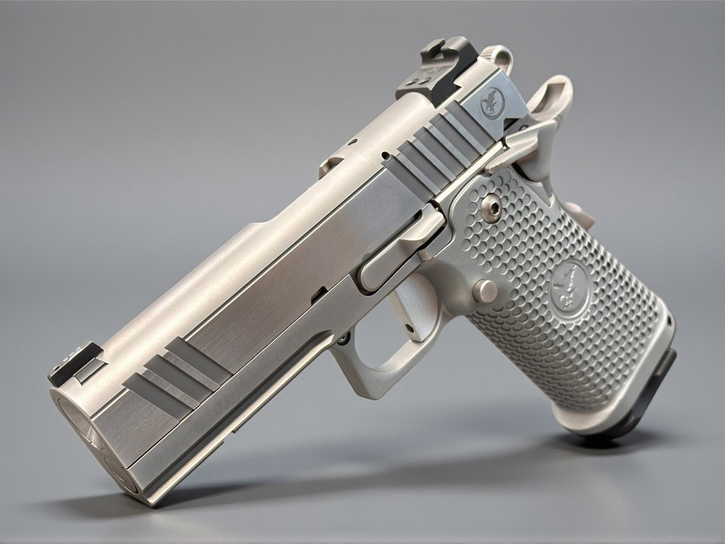 NIGHTHAWK CUSTOM TRS COMMANDER “ICEMAN” SAND HAWK SERRATED OPTIC CUT DOUBLE STACK