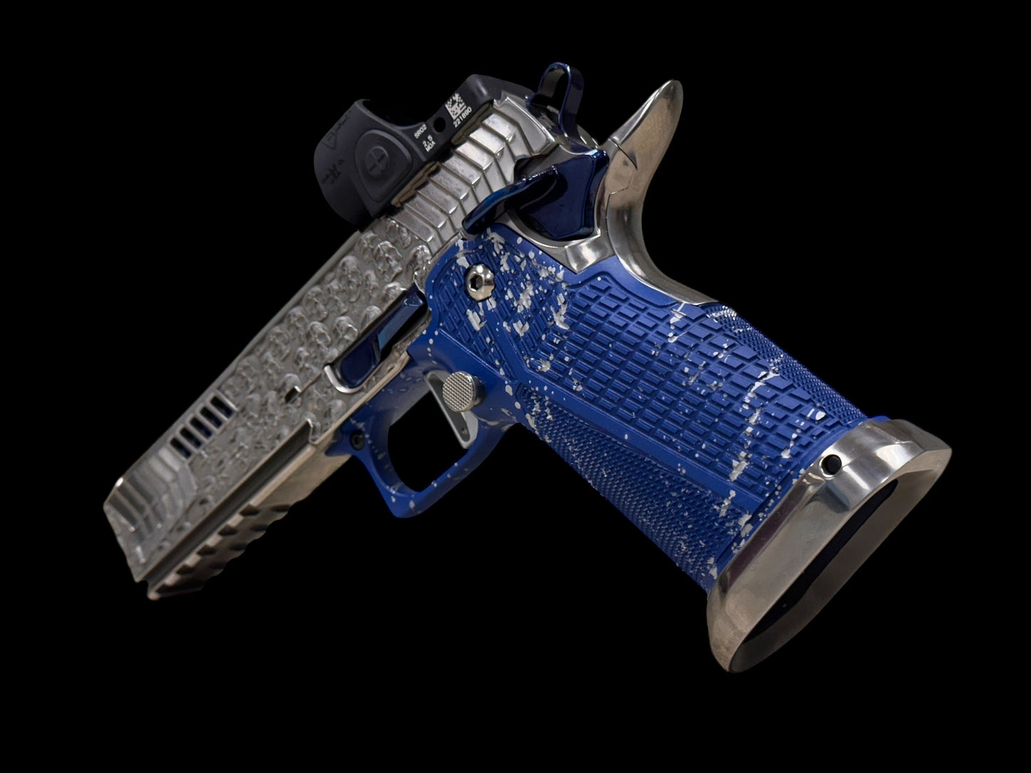 DARK FORGE WRAITH “VITA FINITA” POLISHED SILVER/BLUE FINISH WITH BLACK SRO 4.6” PORTED 9MM