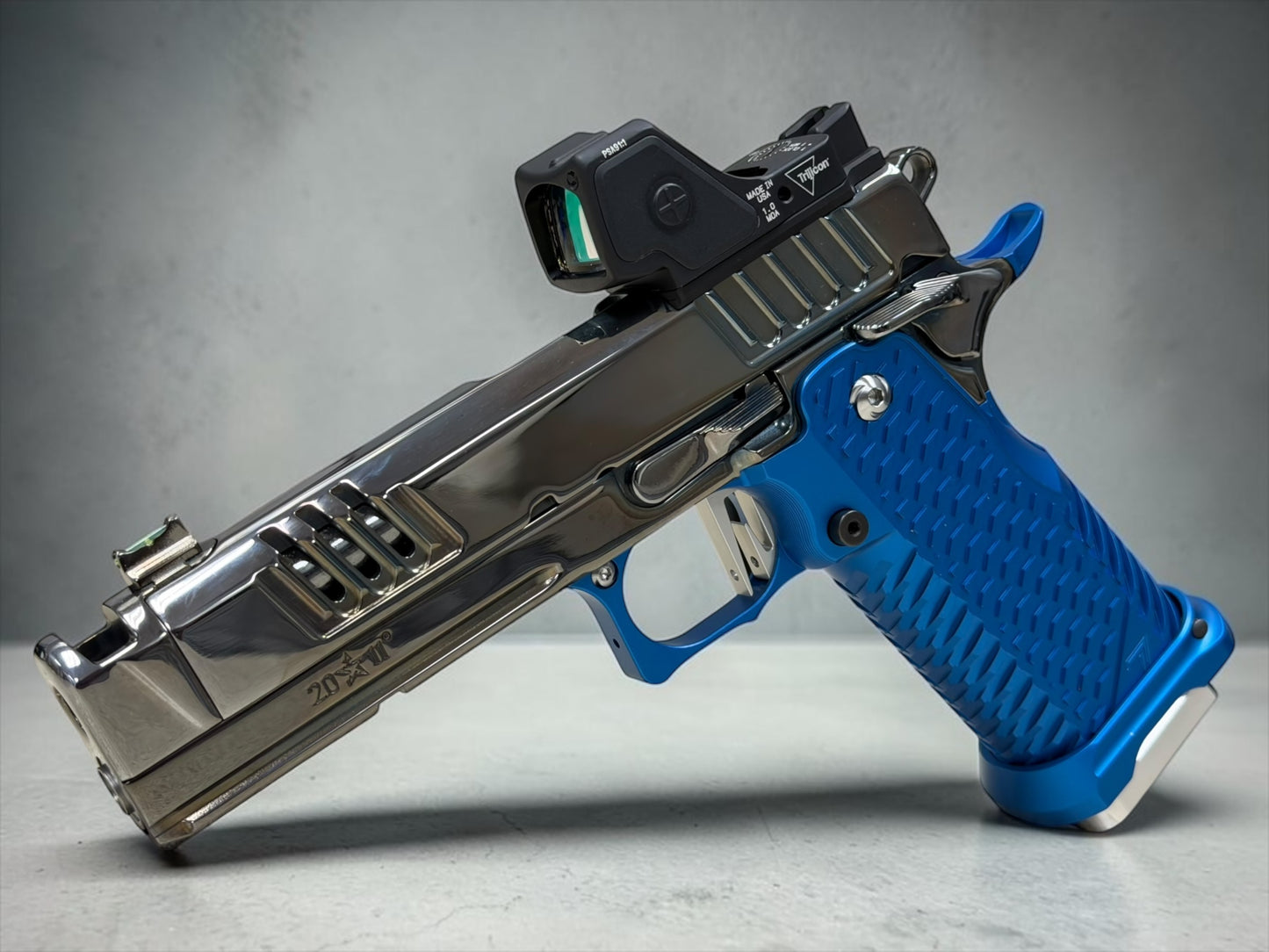 STACCATO CUSTOM XC BLACK CHROME POLISHED FINISH WITH T7 GRIPS AND RMR HD