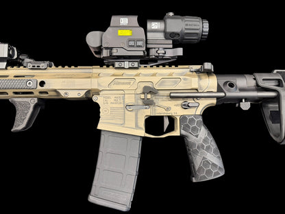MUSTANG ARMAMENT 5.56 “CHESTY” CUSTOM BILLET 8” AR PISTOL FDE