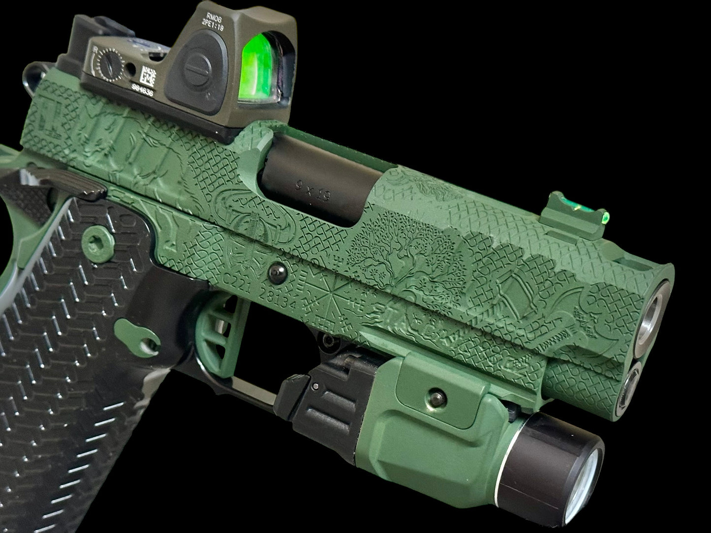 STACCATO C2 PORTED FULL CUSTOM BUILD VIKING EDITION GREEN/BLACK FINISH WITH CHEELY ALUMINUM GRIPS