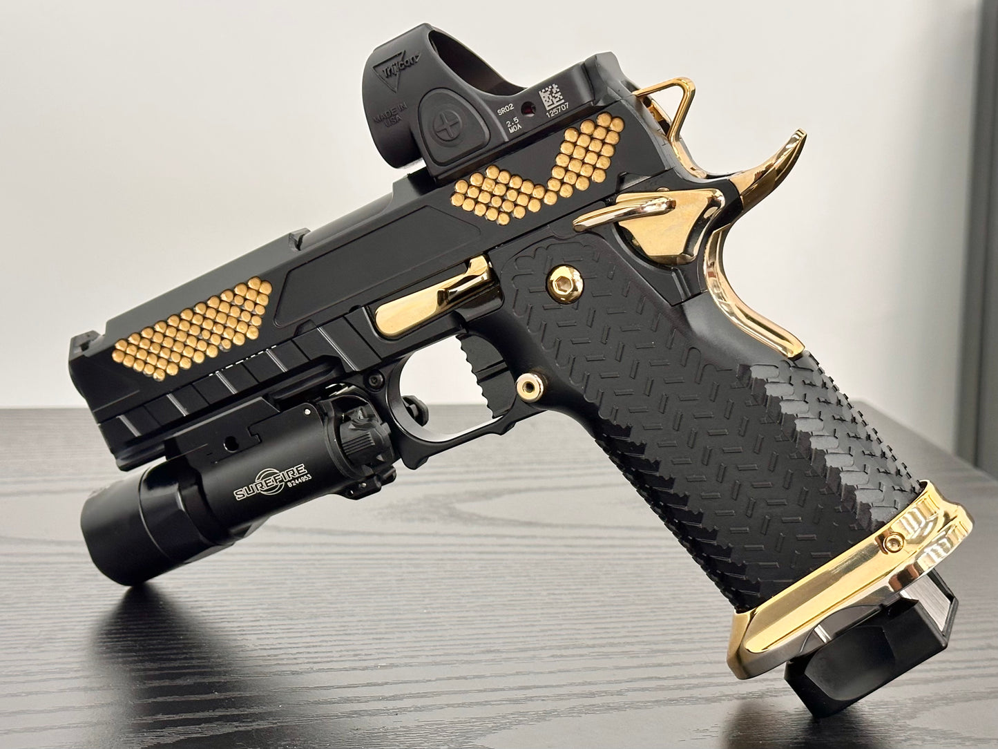 COMBAT PRECISION M5 CUSTOM 2011 PORTED WITH TRIJICON SRO & X300 9MM (Pre owned)