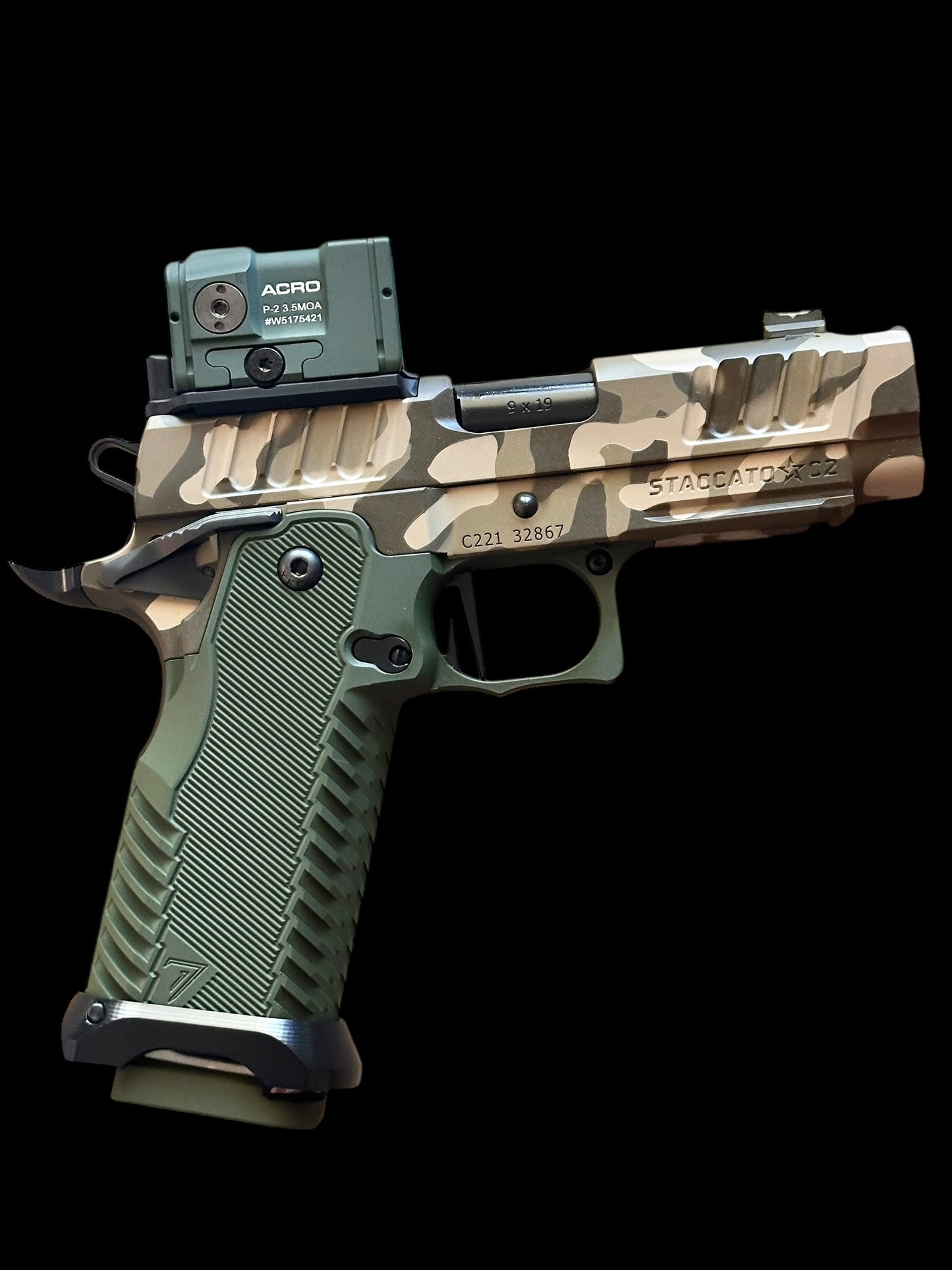 STACCATO CUSTOM C2 MULTI CAM CHUNK SINGLE PORTED WITH T7 ALUMINUM GRIPS, EDGE TRIGGER AND MATCHING AIMPOINT ACRO P2