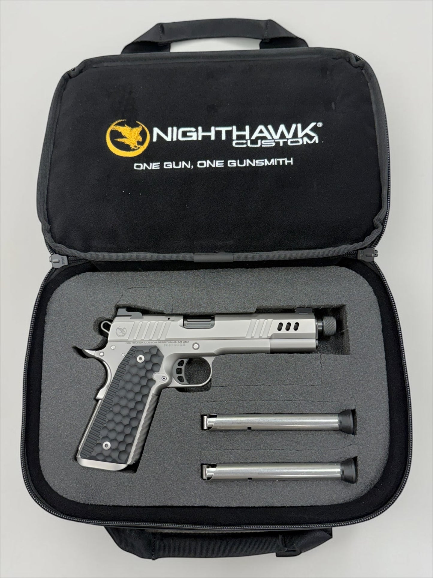 NIGHTHAWK CUSTOM PRESIDENT GOV .45 ACP 1911 THREADED BARREL