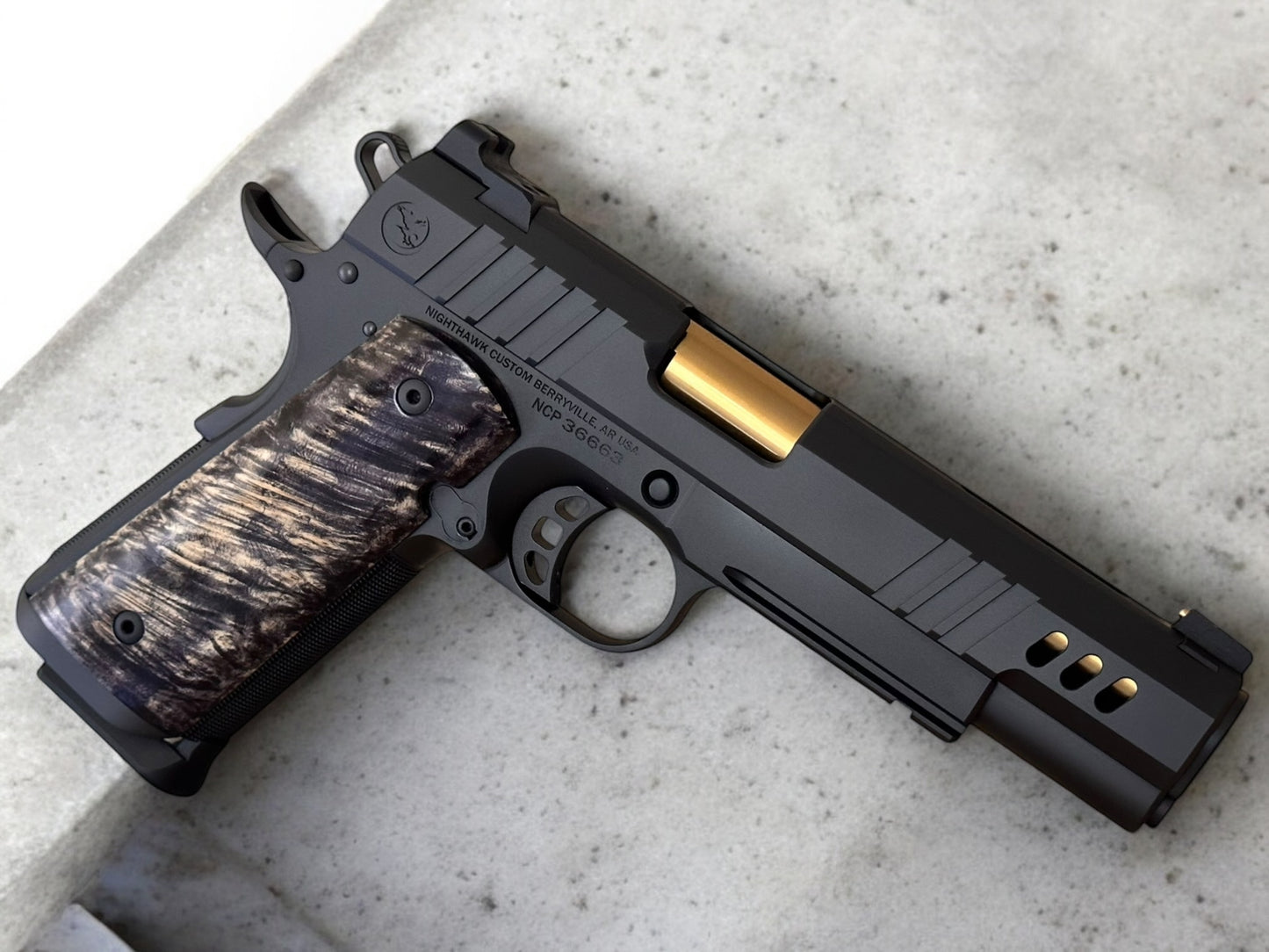 NIGHTHAWK CUSTOM 1911 PRESIDENT GOVERNMENT RECON 9MM IVORY GRIPS LIKE NEW (pre owned)