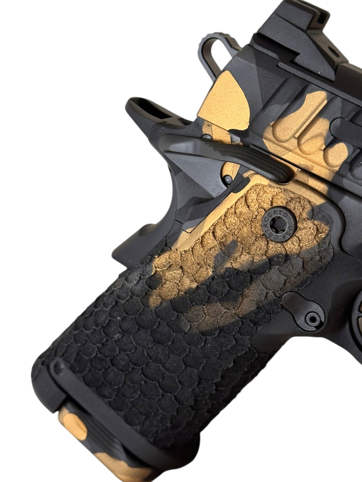 STACCATO CUSTOM CS MULTICAM 3.5” PORTED WITH DRAGON SCALE GRIPS