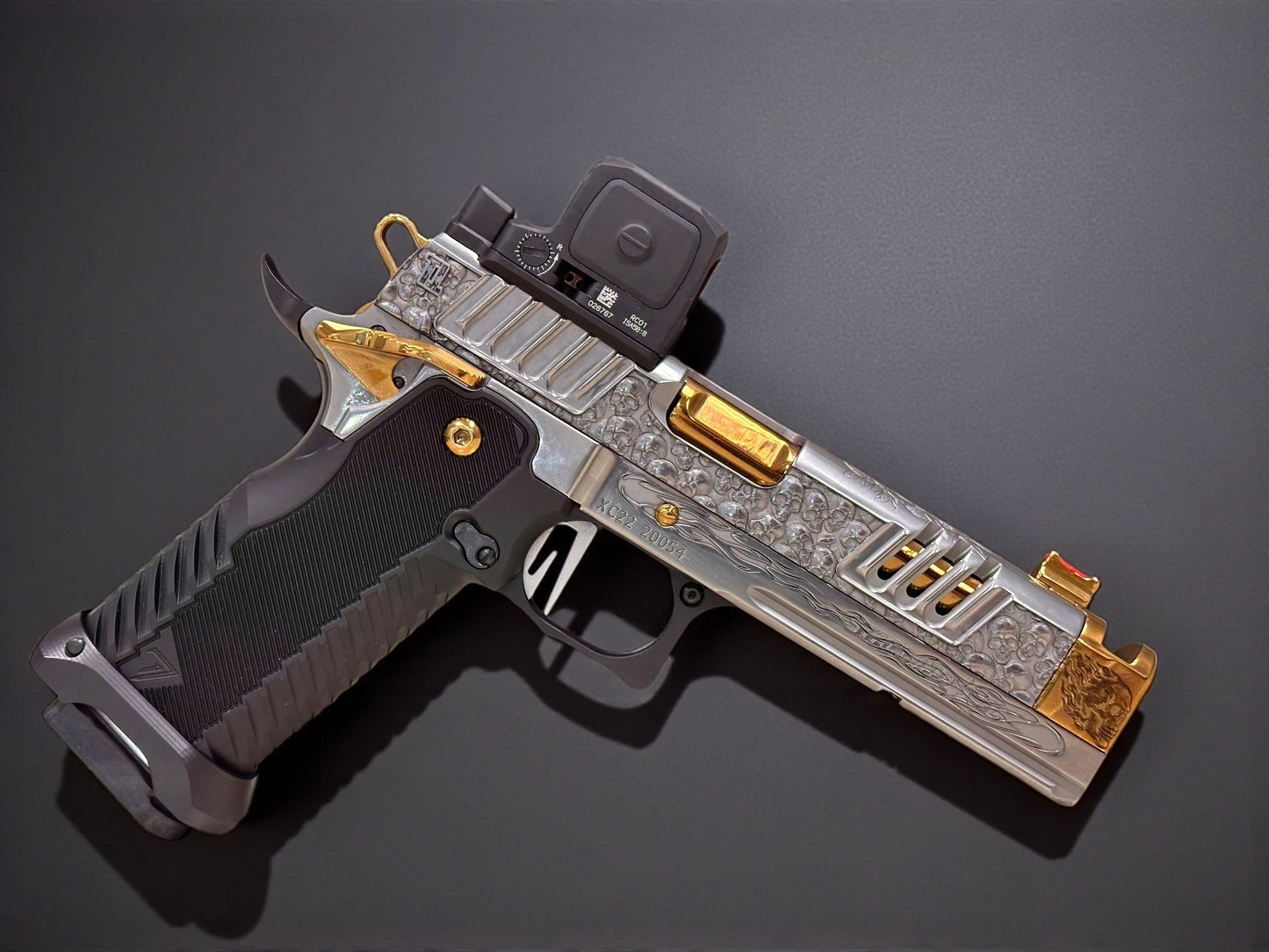 STACCATO CUSTOM XC “VITA FINITA” SILVER/COPPER WITH T7 GRIPS, TRIJICON RCR AND EDGE TRIGGER.