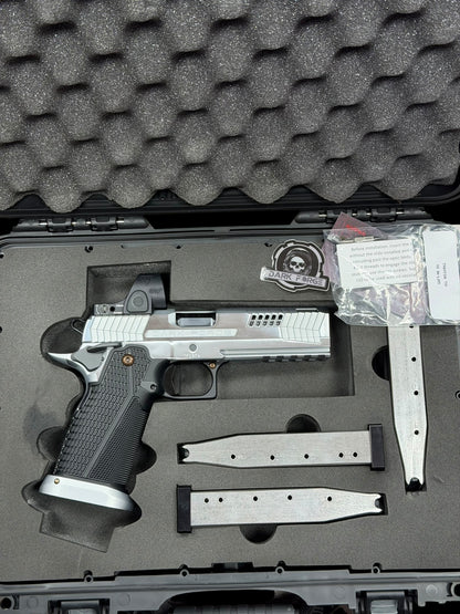 DARK FORGE WRAITH PORTED 4.6” HARD CHROME FINISH WITH TRIJICON SRO