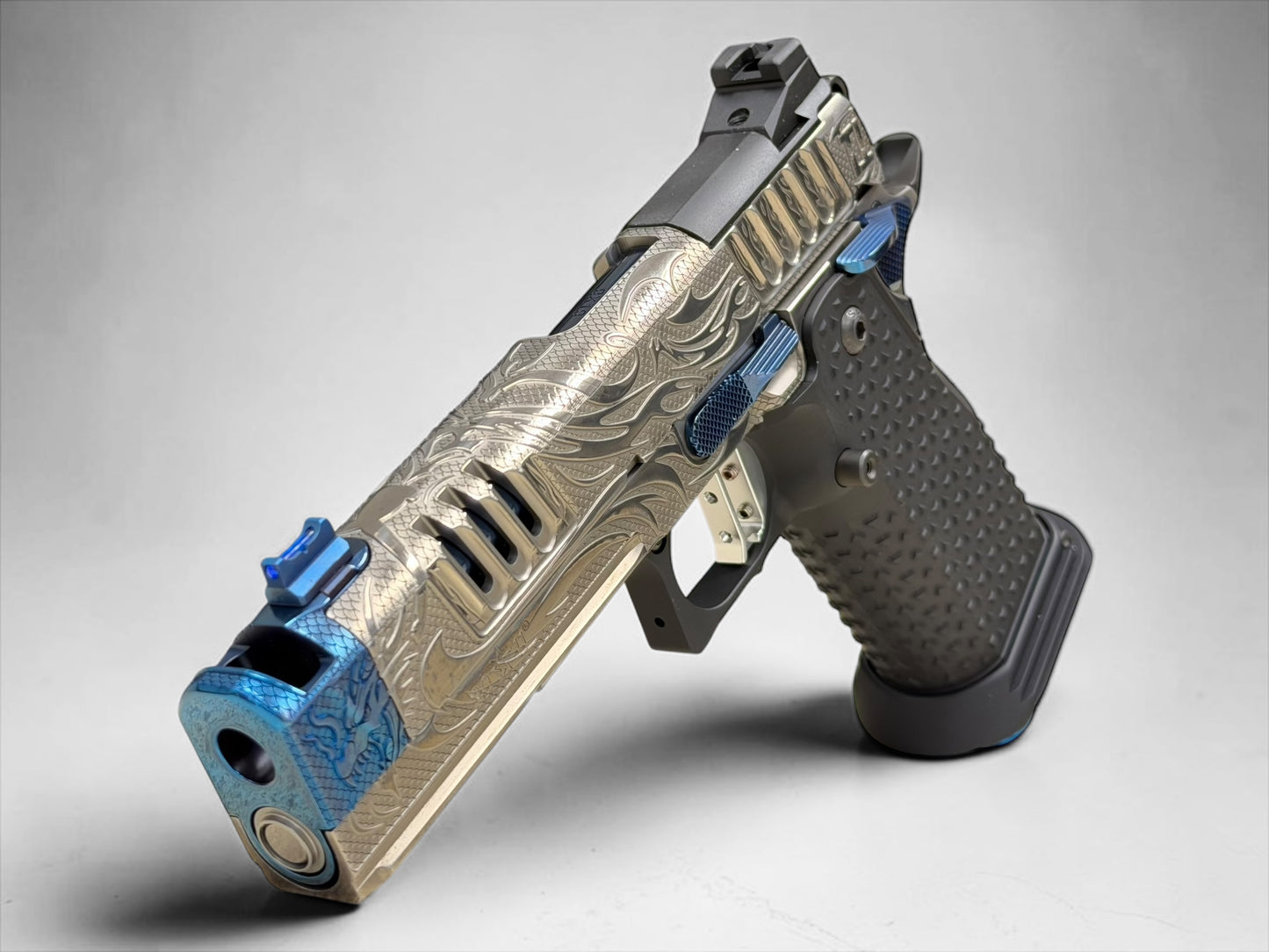 STACCATO CUSTOM XC “TRIBAL DRAGON” SILVER/BLUE PVD WITH ATLAS GRIPS