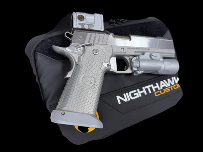 NIGHTHAWK CUSTOM TRS COMP POLISHED SILVER WITH MATCHING ACRO P2 & X300