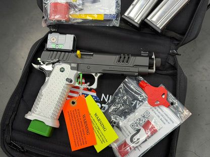 STACCATO CUSTOM XL 2011 THREADED DLC 5.4” BARREL WITH T7 ALUMINUM GRIPS, EDGE TRIGGER AND ACRO P2 SILVER