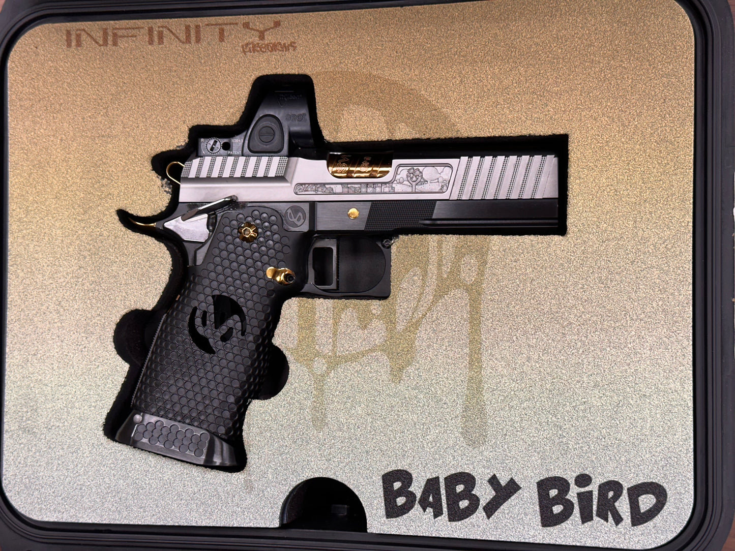 SVI/INFINITY “ANGRY” BABY BIRD CUSTOM 1 OF 1 COMMANDER SIGHT TRACKER 4.25” WITH TRIJICON SRO 9MM