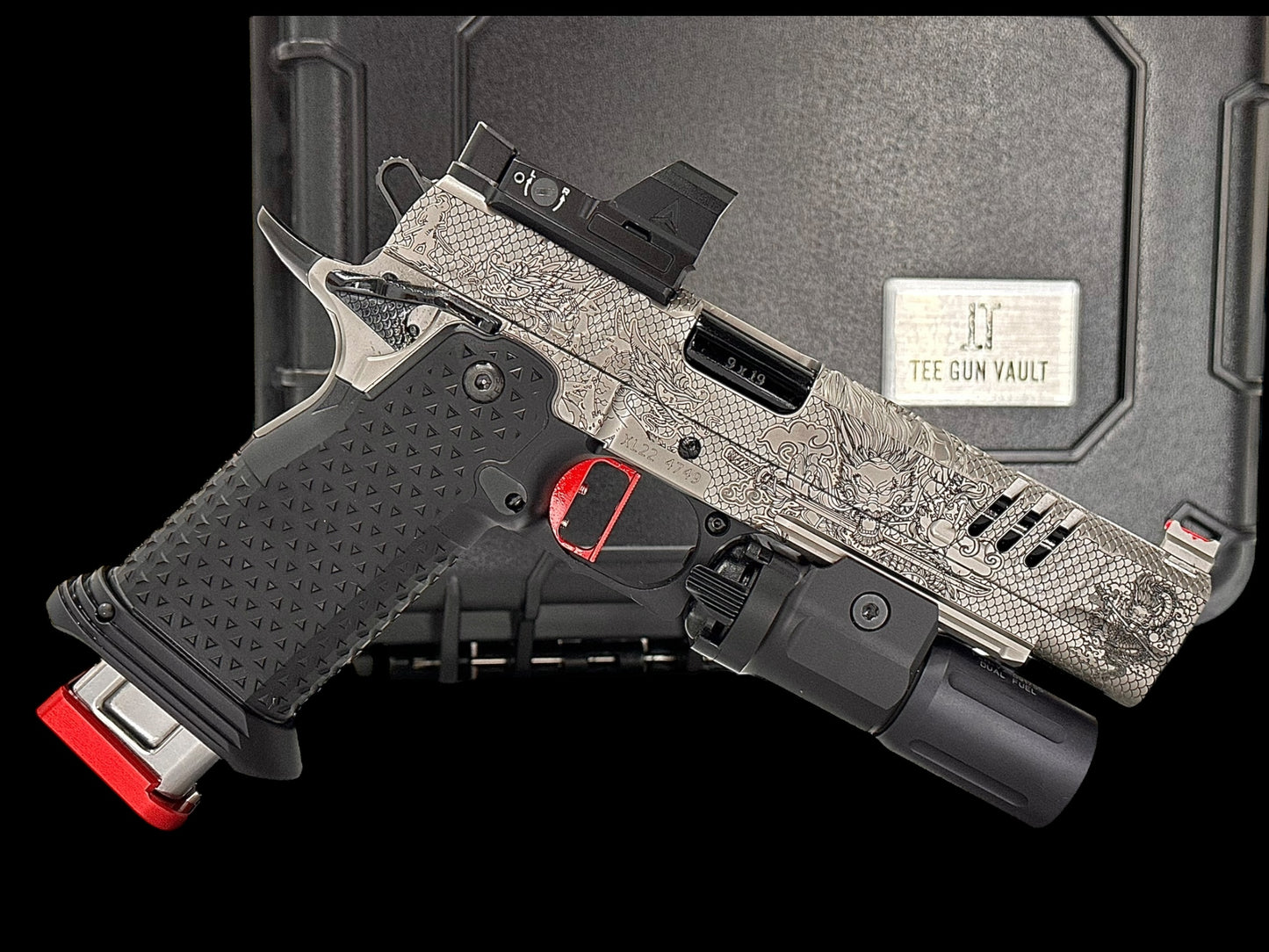 STACCATO CUSTOM XL “LAST SAMURAI” PORTED ATLAS GRIPS AND TRIGGER CHARCOAL POLISHED BLACK DLC