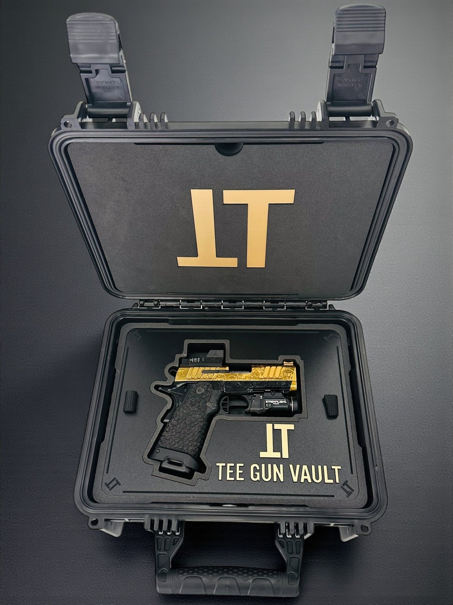 STACCATO CUSTOM CS “MEDUSA” PORTED 3.5” FULLY ENGRAVED IN GOLD NITRIDE POLISHED PVD FINISH