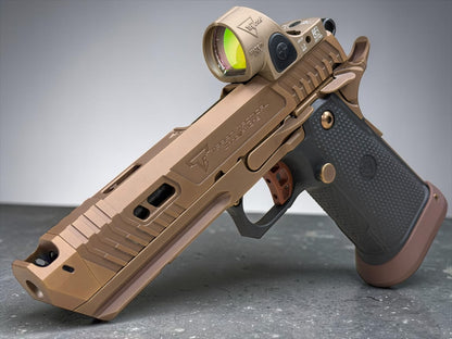TARAN TACTICAL SAND VIPER 2011 NEW GRIPS 9MM WITH TAN SRO SIGNED CASE BY TARAN BUTLER