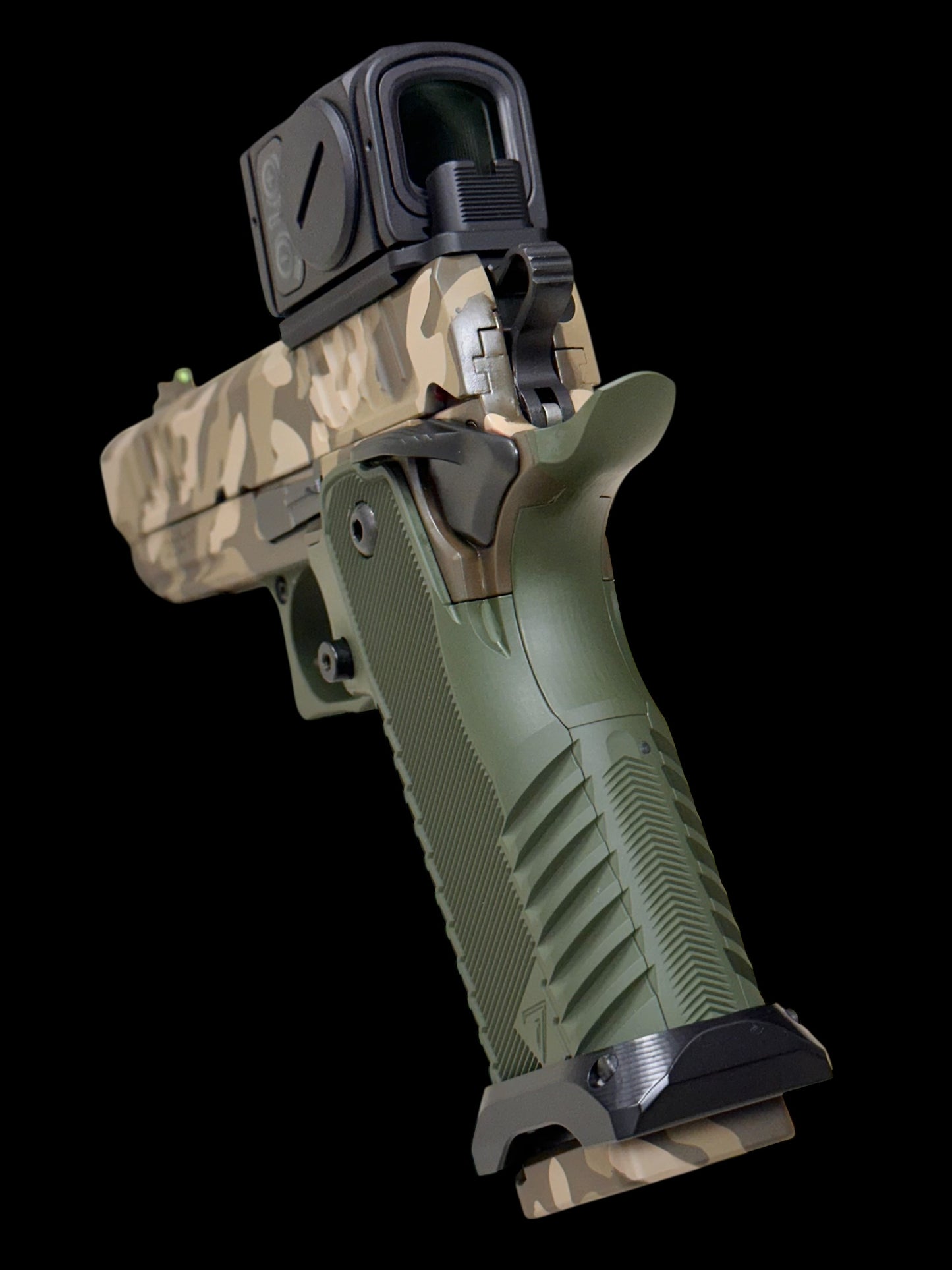 STACCATO CUSTOM C2 PORTED 3.9” MULTICAM WITH T7 ALUMINUM GRIPS, AIMPOINT ACRO P2 & RED DIRT “EDGE” TRIGGER