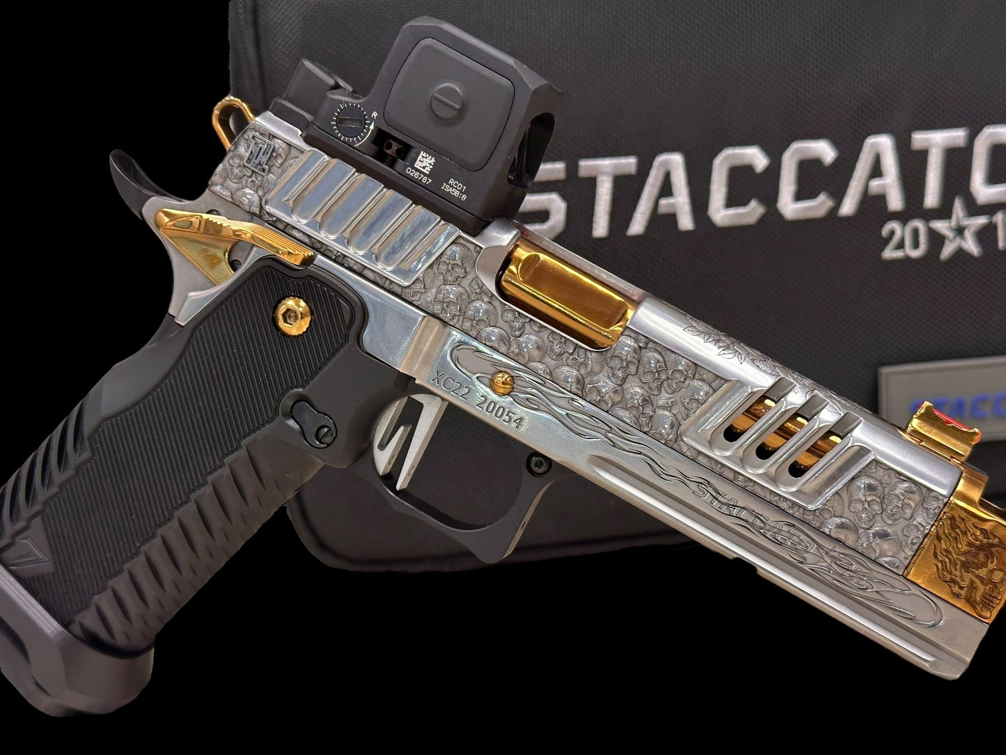 STACCATO CUSTOM XC “VITA FINITA” SILVER/COPPER WITH T7 GRIPS, TRIJICON RCR AND EDGE TRIGGER.