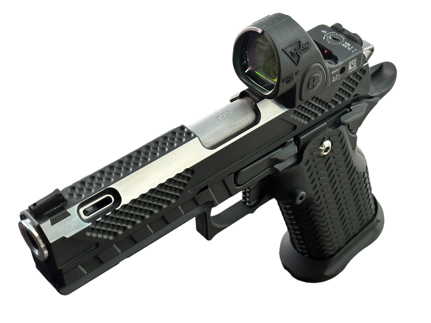COMBAT PRECISION M5-P 2011 PORTED LIMITED EDITION WITH HIGH POLISHED RACE STRIPES TRIJICON SRO