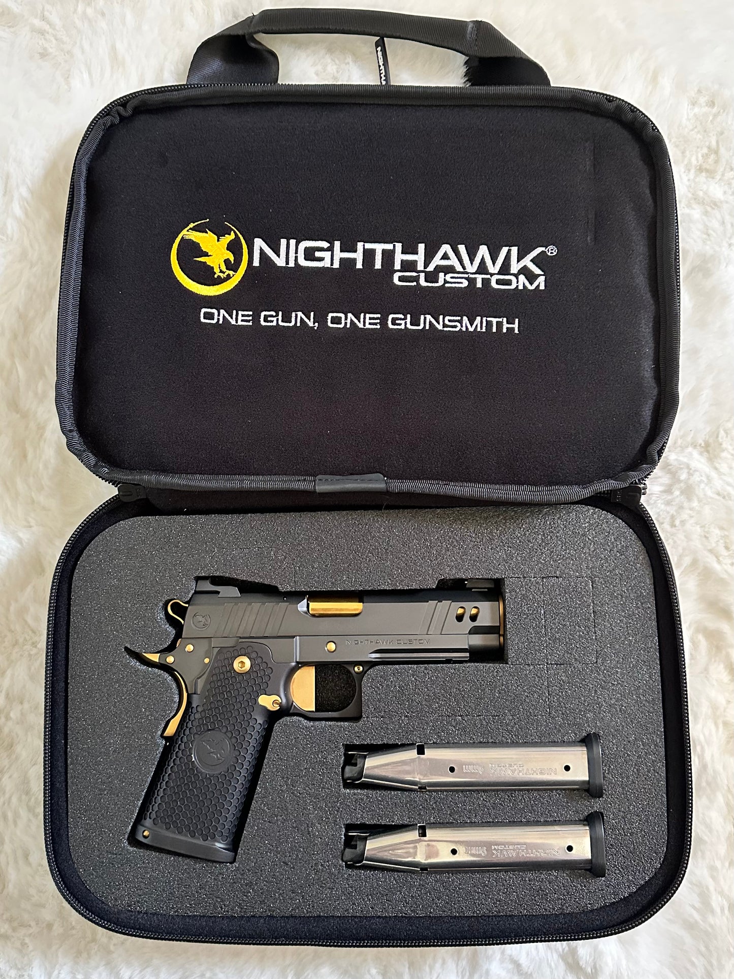 NIGHTHAWK CUSTOM VICE PRESIDENT 2011 BLACK/GOLD OPTIC READY 9MM