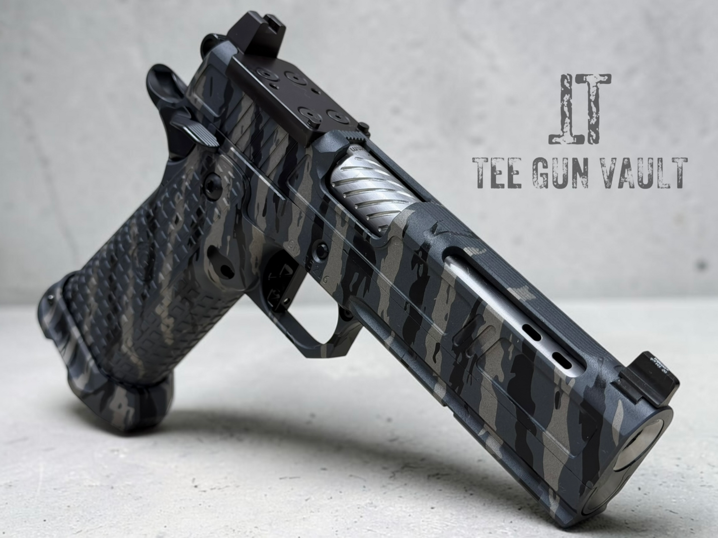 GUNCRAFTER HELLCAT X2 PORTED FULL SIZE 5” TIGER STRIPE CAMO GRAY. OPTIC READY