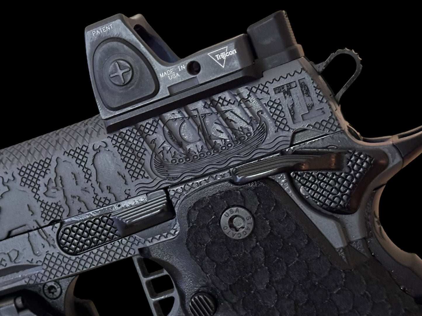 STACCATO CUSTOM CS “VIKING” PORTED 3.5” DLC BARREL WITH RMR AND TLR7 FLASHLIGHT