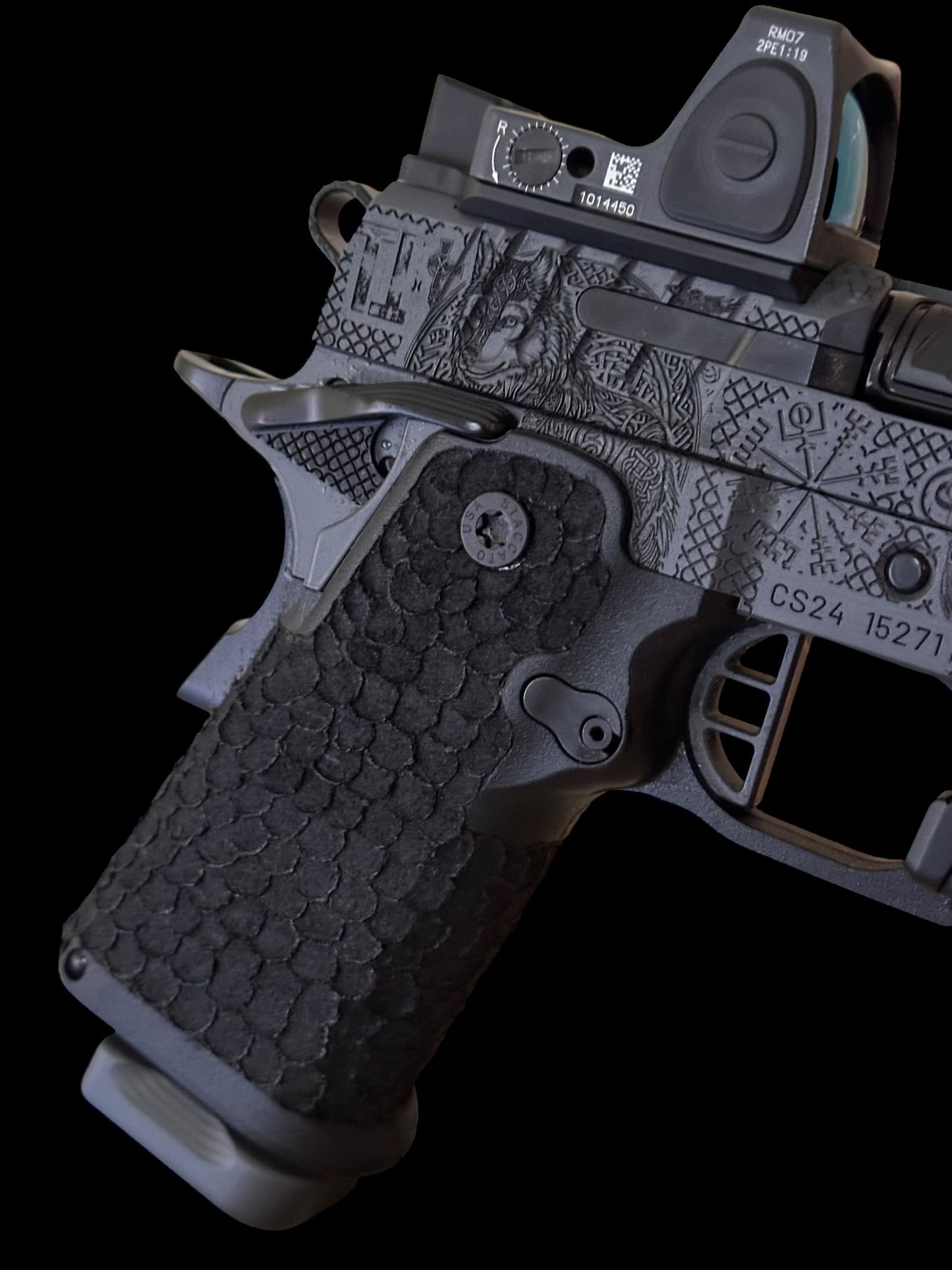 STACCATO CUSTOM CS “VIKING” PORTED 3.5” DLC BARREL WITH RMR AND TLR7 FLASHLIGHT