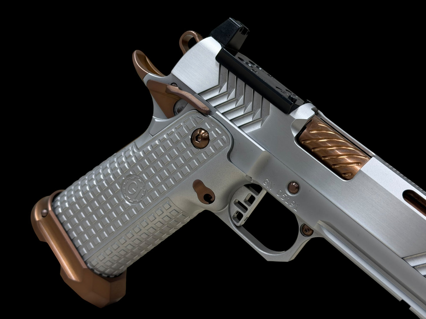 GUNCRAFTER POLARA X2 PORTED COMMANDER 4.25” SILVER COPPER PVD ALUMINUM GRIP