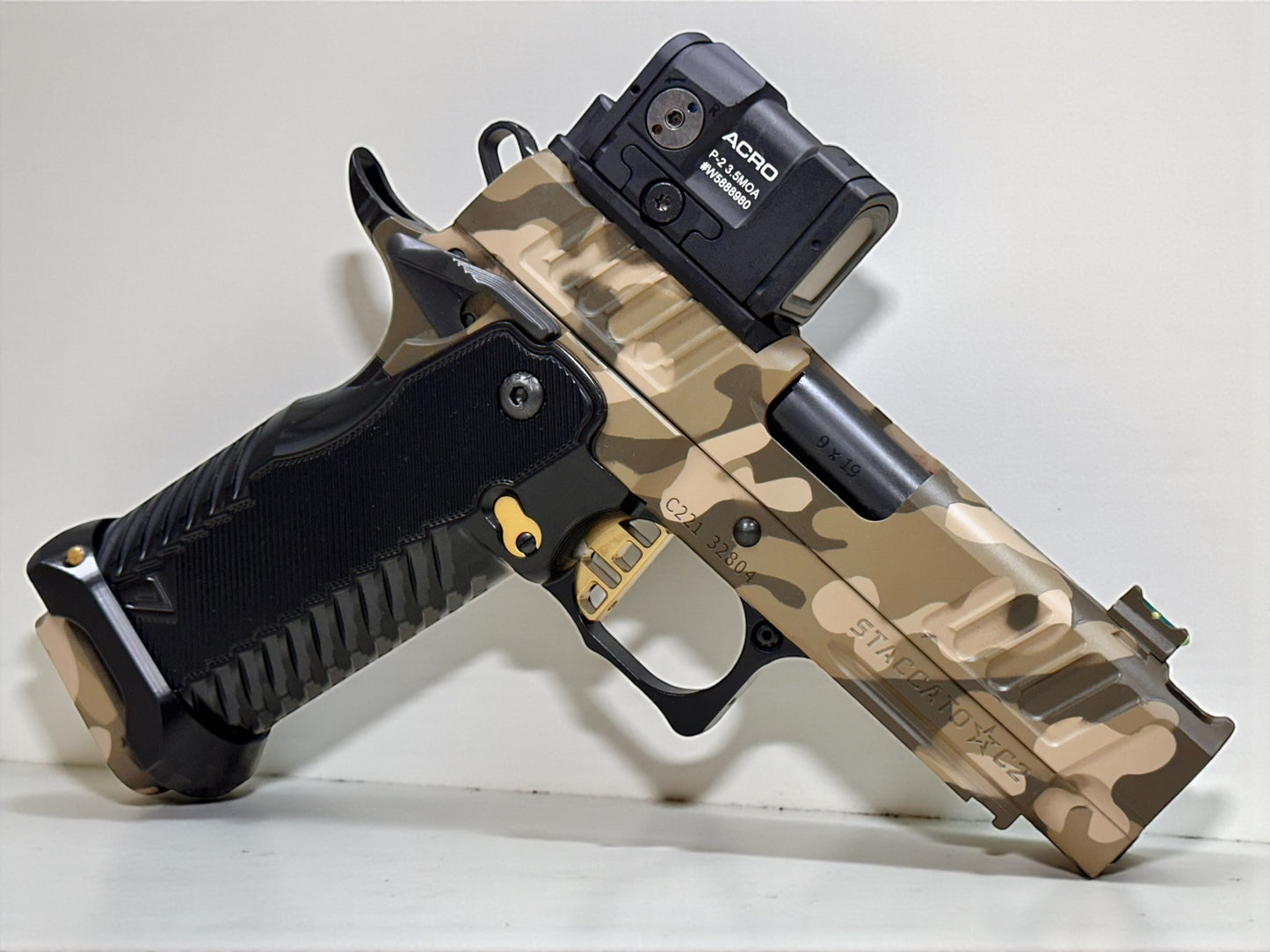 STACCATO CUSTOM C2 PORTED 3.9"
MULTICAM WITH T7 ALUMINUM GRIPS, AIMPOINT ACRO P2 & RED DIRT "GOLD" TRIGGER