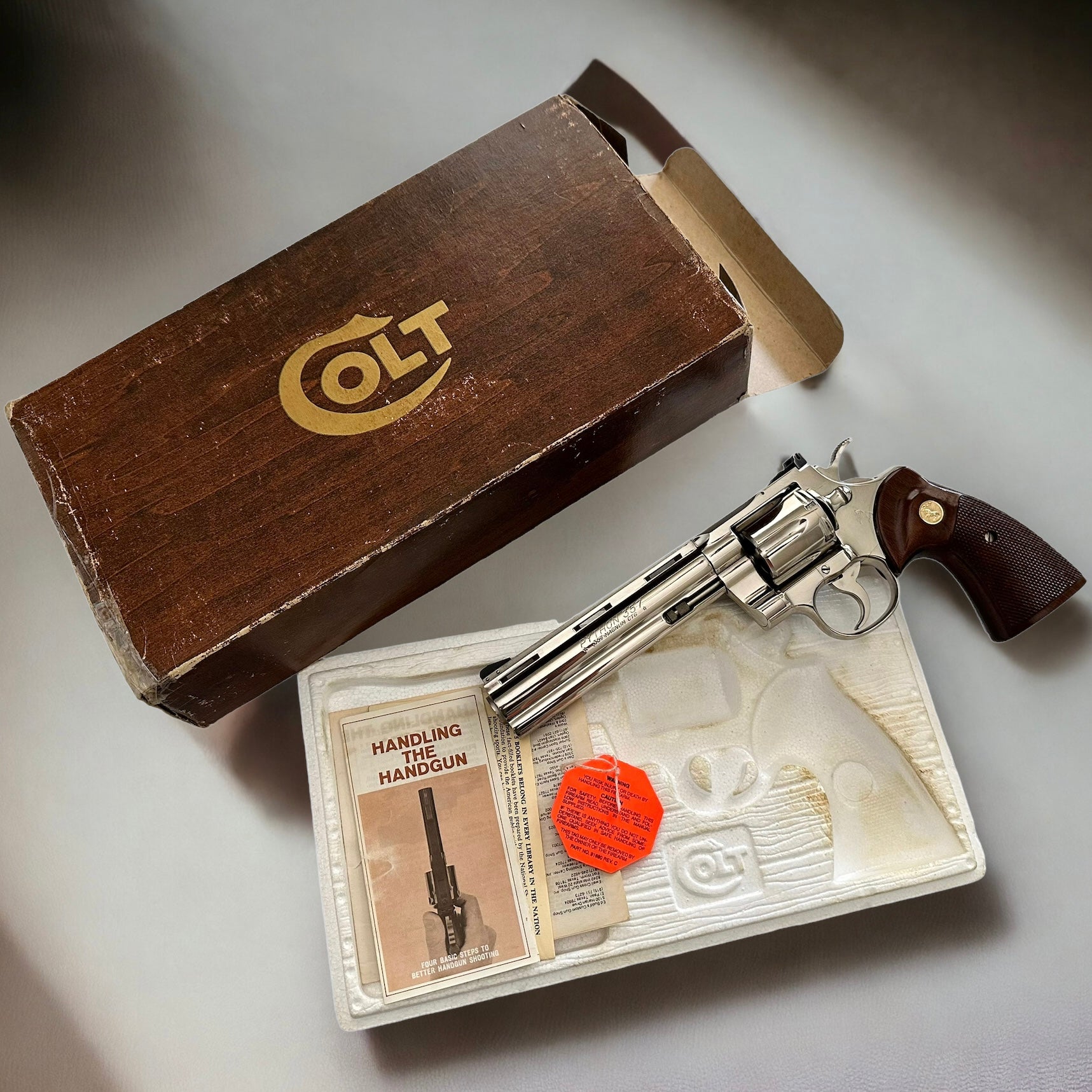 ORIGINAL Colt Python .357 Mag Revolver in original factory box like ne ...