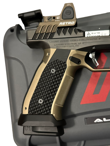 LAUGO ARMS ALIEN RETRO S/N: A270076 WITH EXTRAS
