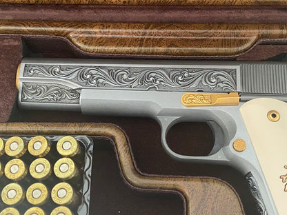 COLT CUSTOM 1911 GOVERNMENT ENGRAVED GOLD PLATED, DIAMONDS 45 ACP