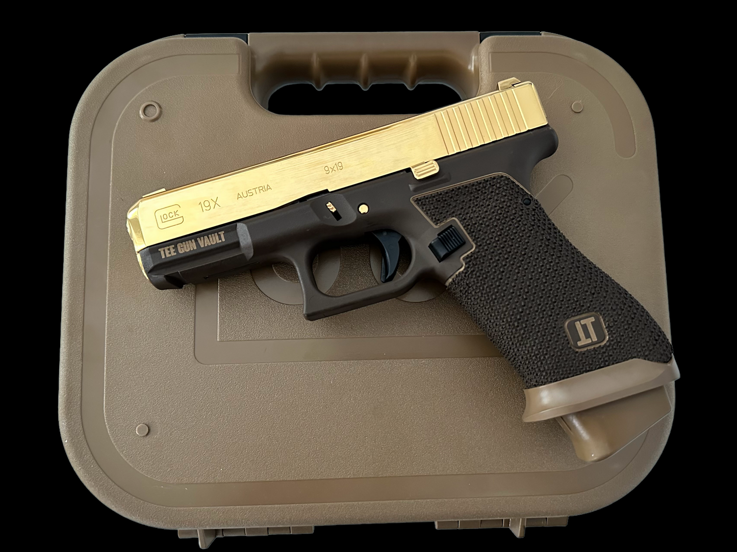 GLOCK 19X HIGH POLISHED AND 24K GOLD PLATED