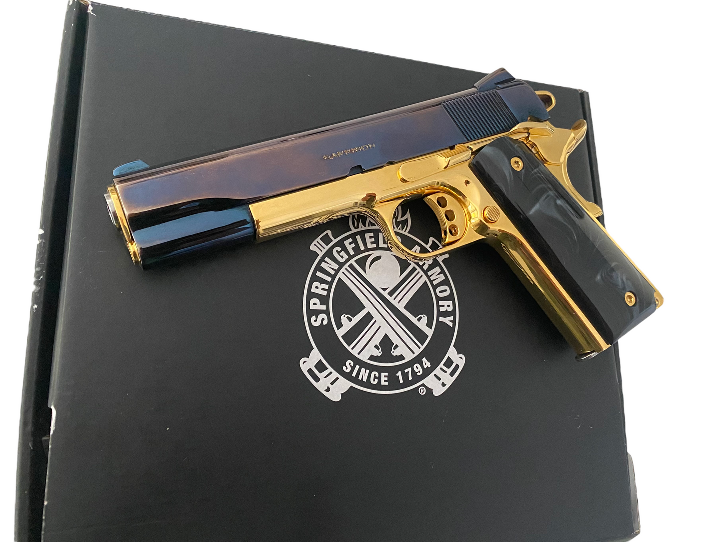 SPRINGFIELD ARMORY GARRISON 1911 9MM BLUE CHROME AND 24k gold plated